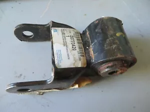 OEM # 20773420 GM General Motors AC DELCO OEM new REAR Leaf Spring Shackle - Picture 1 of 4