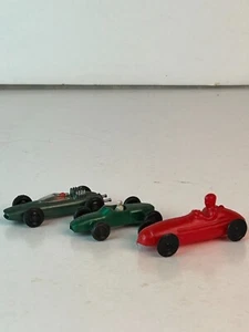 Group of 3 Small Plastic Formula 1 Race Cars - Picture 1 of 19