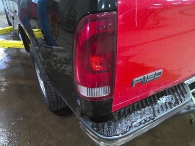 Driver Left Tail Light Rectangular Fits 99-07 FORD F250SD PICKUP 275234 - Image 1 of 4