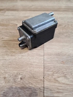 Yamaha 9.9HP F9.9 4 Stroke Oil Separator 6G8-15358-00-00 Outboard  - Image 1 of 4