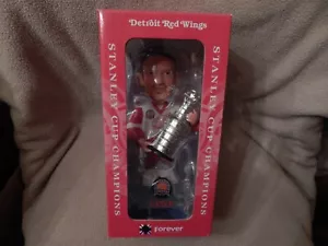 Dominik Hasek Detroit Red Wings Stanley Cup Champions Bobblehead - Unopened Box - Picture 1 of 9