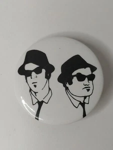 Vintage Original BLUES BROTHERS 1978 Pin Button Badge 1.5 inch collectible - Picture 1 of 5