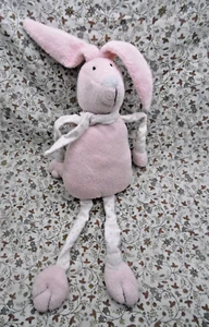 Ck/ BOUT'CHOU DOUDOU LAPIN ROSE NEZ GRIS ETOILE ROSE FLUO ECHARPE 42CM NEUF - Picture 1 of 3