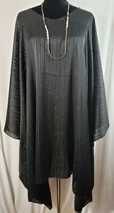 Plus size poncho style top/tunic,black shiny striped,chiffon,size 1X-2X,3X-4X - Picture 1 of 2