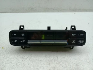 TOYOTA AURIS AC AIR CON HEAT CONTROL PANEL 5590002090 MK2 2016 - 2019 - Picture 1 of 12