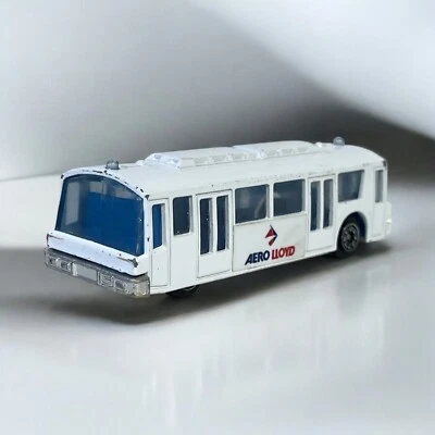 Welly Aero Lloyd Airways Airport Shuttle Bus white 3" Die Cast - Image 1 of 4