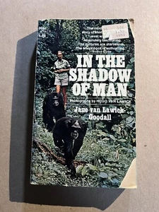 IM SCHATTEN DES MENSCHEN von Jane van Lawick Goodall 1972 Dell ERSTDRUCK Taschenbuch - Bild 1 von 6