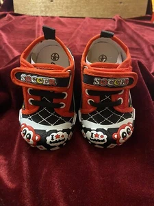 Chulis Shoes “Soccer” Decorated Toddler Shoes SZ 3 In Excellent Condition! - Picture 1 of 10
