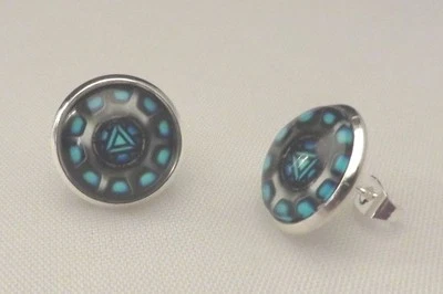 PENDIENTES Iron Man Series Tony Stark's Arc Reactor Vidrio Cúpula Perno 1/2" Foto 1 de 2