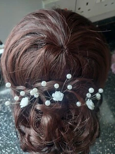 Bespoke Bridal Hairpins 3 Piece White Flower with pearls Stunning - Picture 1 of 16