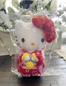 Sanrio Hello Kitty Japanese Kimono Plush Doll NWT Kawaii Japan New Sealed - Picture 1 of 9