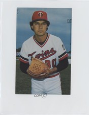 1981 BRF Minnesota Twins Postcards Fernando Arroyo