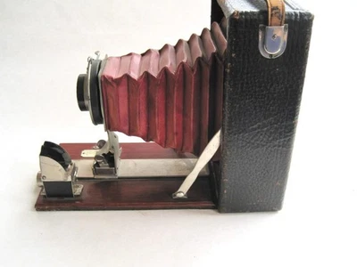 Cámara plegable Eastman Kodak Pocket Premo C fuelle rojo Pat 1903 7 x 4,5 x 2,25 Foto 1 de 4