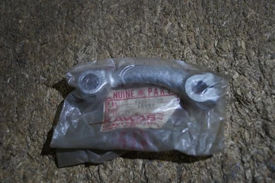 РЫЧАГ РЫЧАГА СТУПИЦЫ ЗАДНЕГО ТОРМОЗА KAWASAKI KX125 KS125 KE175 KE125 42029-030 OEM - Изображение 1 из 3