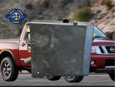 Caixa de fusíveis do motor Nissan Titan 4dr Crew Cab AT 4x4 2013 2014 2015 - Imagem 1 de 4