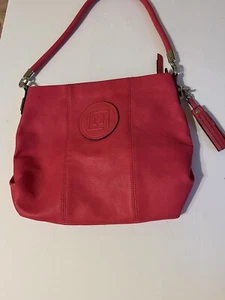 Liz Claiborne Handbag Crossbody Adjustable/Removable Strap Faux Leather Hot Pink - Picture 1 of 11