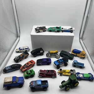 Vintage Lot of Hot Wheels, Matchbox And More Parts Junkyard Lot Read 50 Plus - Picture 1 of 21
