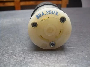 HUBBELL 30A 250V FEMALE RECEPTACLE OUTLET TWIST-LOCK new free ship - Picture 1 of 3
