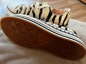 Converse Sneaker Damen Freizeitschuhe Gr. EU  39 - Bild 1 von 3