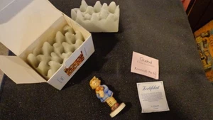 Hummel Girl With Flowers Nosegay German Porcelain 3 inches #822 239 - Picture 1 of 7