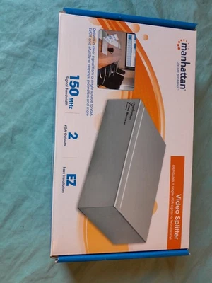 Manhattan VGA Video Splitter 2Ports 177207 150MHz 1:2 Way , VGA - Bild 1 von 3
