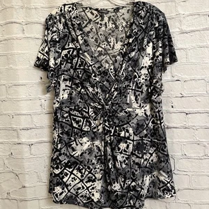 Daisy Fuentes Women's Multicolored Abstract Print Short Sleeve V-Neck Blouse 1X - Picture 1 of 11