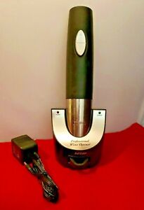 Waring Pro™ WO50 Cordless WINE OPENER Rechargeable with Foil Cutter