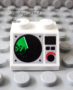NEW Lego White SLOPE 2x2 Decorated RADAR Screen Pattern Space Star Wars - Picture 1 of 2