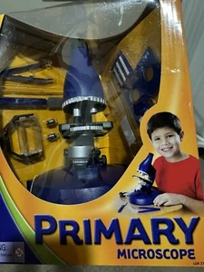 Learning Resources Primary Microscope - Picture 1 of 6