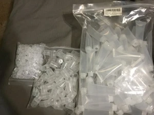 80 tubos vacíos de brillo de labios de 10 ml, contenedores de brillo de labios transparentes recargables - Imagen 1 de 2