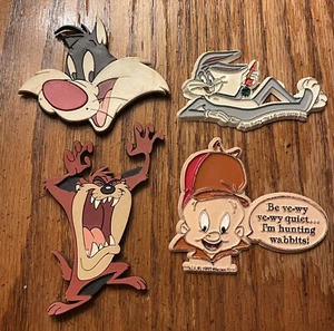 Vintage Looney Tunes Cartoon Old Rubber Fridge Magnet Lot - Picture 1 of 9