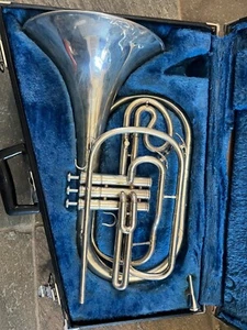 Yamaha YHR302MS Marching French Horn with case and mouthpiece - Picture 1 of 12