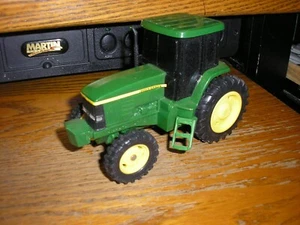Vintage 1/32 ? 6 1/4" Plastic ERTL John Deere Tractor Free SHIP - Picture 1 of 4