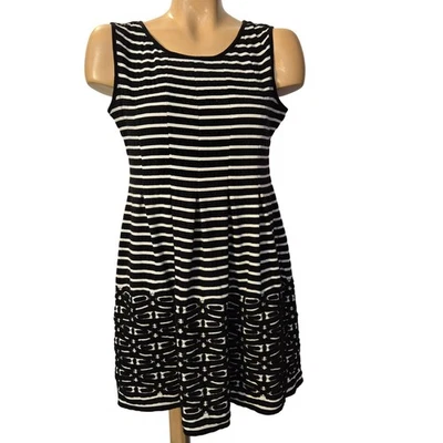 Max Studio Black White Striped Knit Pleated Fit and Flare Textured Size Small - Image 1 of 4