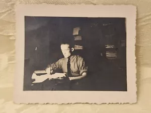 Foto Old Photo Ritratto Uomo che Scrive Fotofilm Roma AR1387 ^ - Foto 1 di 2