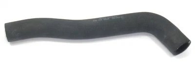 BOMBA DE AGUA DE MANGUERA DE REFRIGERANTE POR PASO A BRIDA DE CULATA SE ADAPTA A VOLKSWAGEN VANAGON Foto 1 de 2