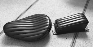 TUCK AND ROLL BATES STYLE SEAT FOR MOTORCYCLES REAL LEATHER BLACK + PAD - Picture 1 of 11