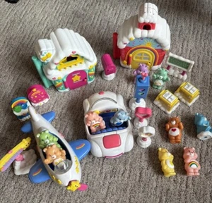 Care Bears Lot Vintage Y2K Schoolhouse Plane Car 2002-2004 Vintage Playsets - Picture 1 of 9