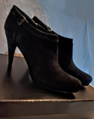 Botines de salón Ann Taylor negros de gamuza Mag HH para mujer talla 8,5 sexy elegantes tacones de 4" Foto 1 de 4