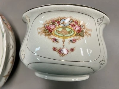 Antigua corona Devon SF & Co. Lavabo y jarra Stoke on Trent Foto 1 de 4