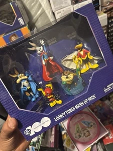 Warner Brothers 100 anni LOONEY TUNES - DC Superhero Mash Up Set di 5 personaggi NUOVO - Foto 1 di 5