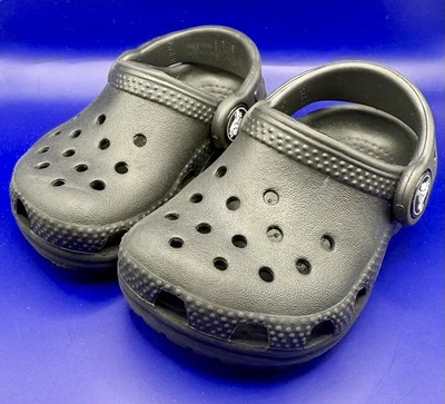 Crocs Unisex - Child Classic Clogs- Size 4C Baby shoes - Black - Image 1 of 4