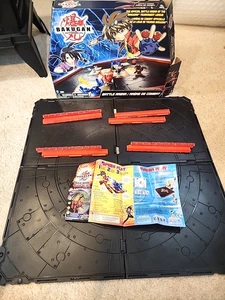 Bakugan Battle Brawlers Battle Field Arena completo senza personaggi o carte - Foto 1 di 6