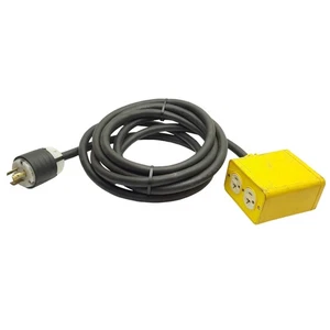 Wood Head 3000-10A123 3000 Series Super-Safeway Receptacle Box, x2 NEMA 5-20 - Picture 1 of 7