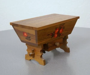 edle Reuge Spieluhr Pojdem u rute Schmuckkasten Deckeltruhe Bauerntisch 60er J. - Bild 1 von 10