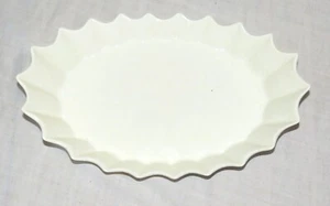 Copeland Spode "Crown" Crinkled  Scalloped edged 11 x 7 inch White Oval Dish - Picture 1 of 5