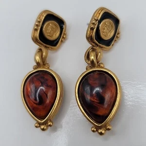 Vintage Roman Soldier Gold Tone Brown Acrylic Dangle Pierced Earrings - Picture 1 of 13