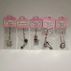 Lot de 5 pendentifs breloques pour téléphone portable : étoile, fleur, hibou, clé et serrure et coeur - Photo 1 sur 1