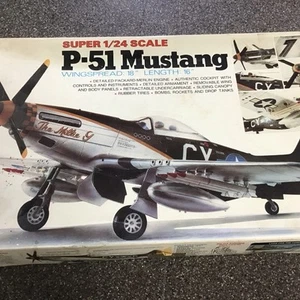 Vintage MPC P-51 Mustang Super Size 1/24 Scale Model Kit 2-3505 Open Box - Bild 1 von 12
