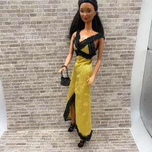 Abito vintage Mattel Miko Barbie anni 70 retrò giallo nero (raro!), scarpe, borsa - Foto 1 di 11